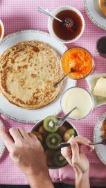 https://www.maggi.co.uk/sites/default/files/styles/search_result_153_272/public/pancakes.jpg?itok=3gkNkztd